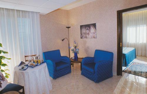 Grand Hotel Italiano Benewent Zewnętrze zdjęcie