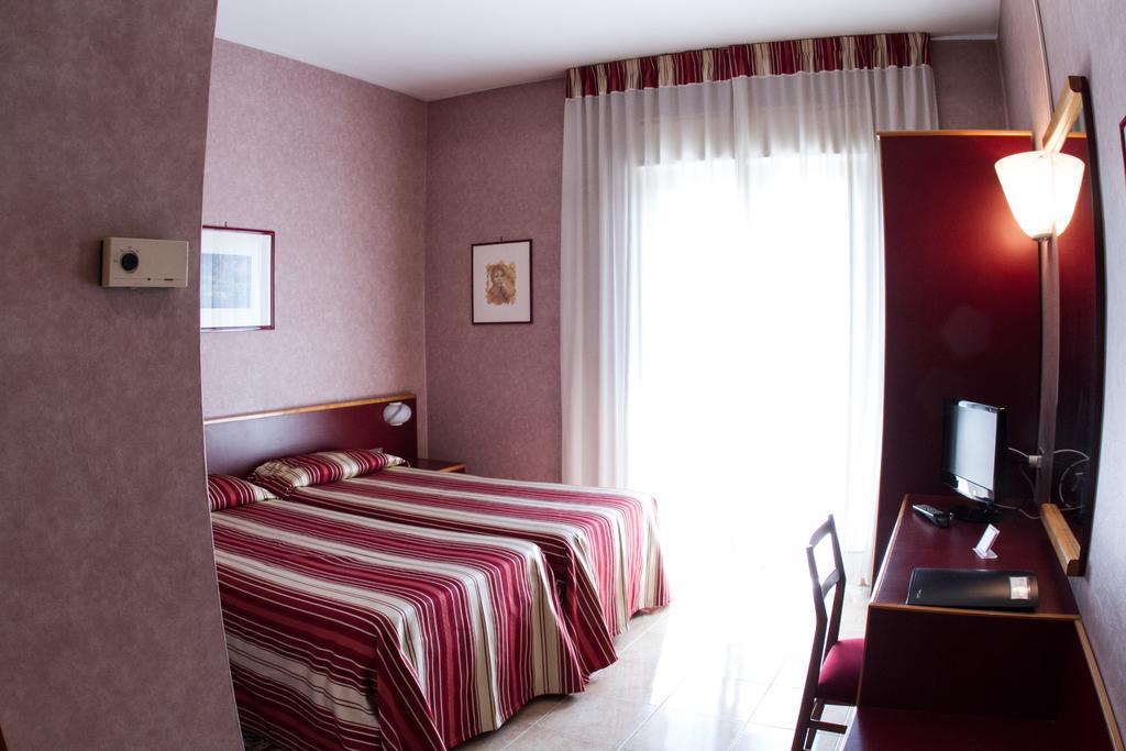 Grand Hotel Italiano Benewent Zewnętrze zdjęcie