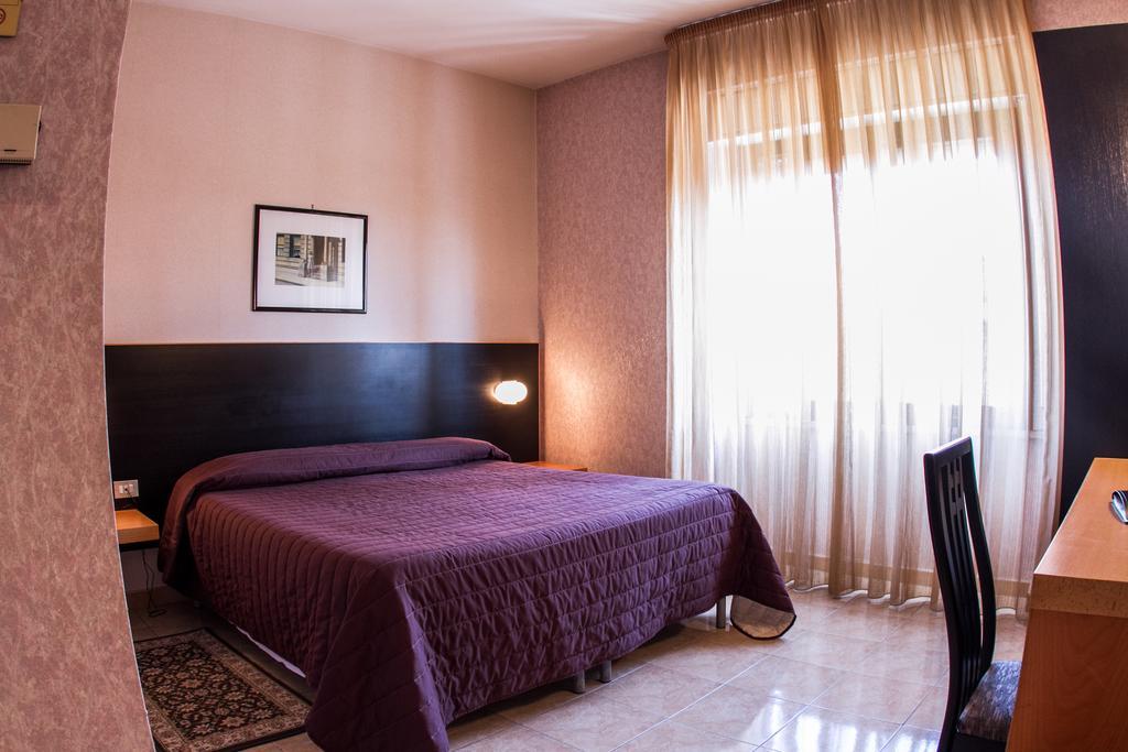 Grand Hotel Italiano Benewent Zewnętrze zdjęcie