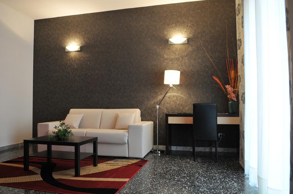 Grand Hotel Italiano Benewent Pokój zdjęcie