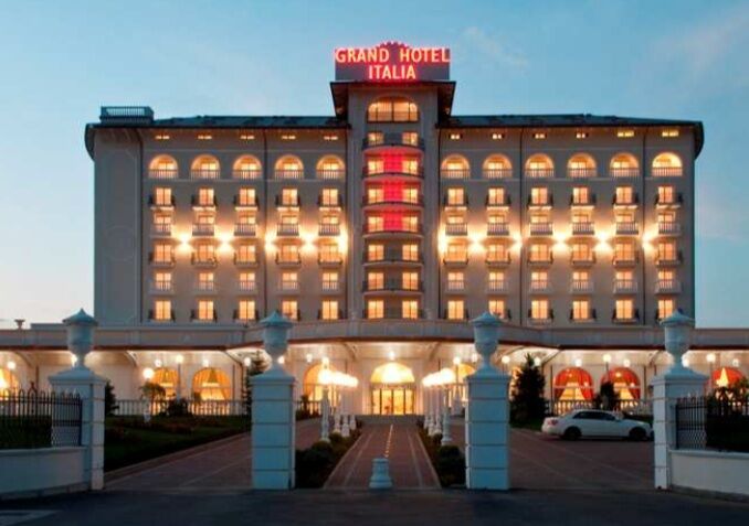 Grand Hotel Italiano Benewent Zewnętrze zdjęcie